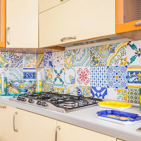Casa Ferrigno Apartment *